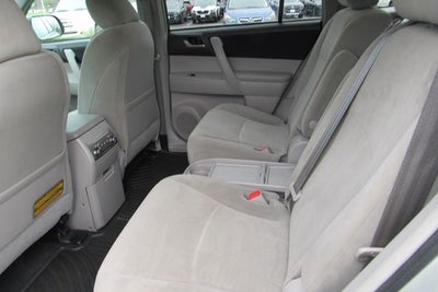 2013 Toyota Highlander Base Plus V6